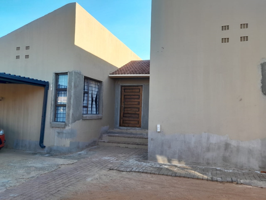 3 Bedroom Property for Sale in Geelhoutpark North West